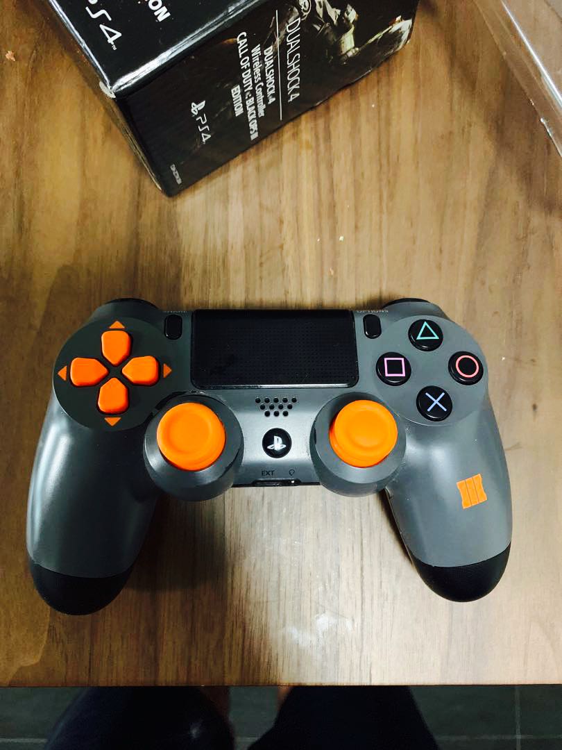 controller black ops 3 edition, Video Gaming, Gaming Accessories, Controllers Carousell