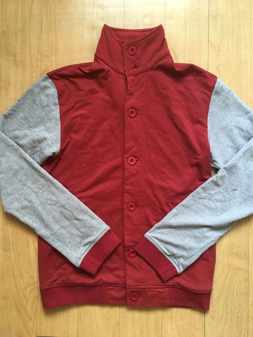 Red and Gray Turtleneck Jacket (Category: Coats, Jackets and Outerwear) located in Quezon City. Submitted by raymoncris (Listing ID 232283052, Image 3). Description: 9/10 Condition Rarely Used Size: S Oxygen Original 1300.