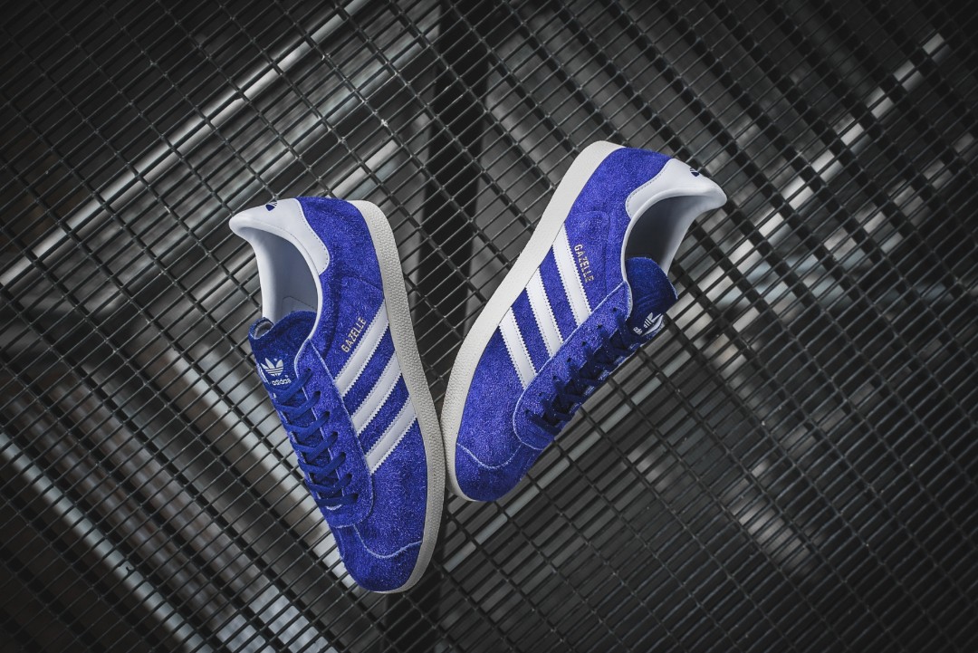 adidas gazelle blue and white