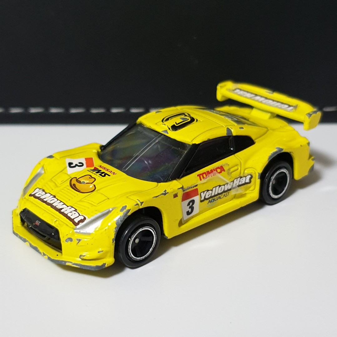 トミカ No.50 NISSAN GT-R RACING カルソニック 日本産 - ミニカー