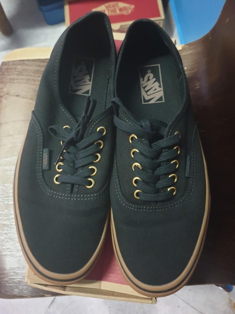 vans authentic black rubber gum