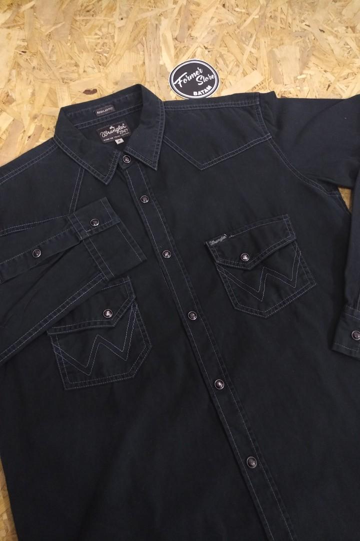 Wrangler Black Chambray Button Down 