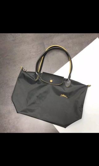 (Kategori: ) berada di . Dikirim oleh yellowolin (ID iklan 232452237, Gambar 1). Deskripsi: .