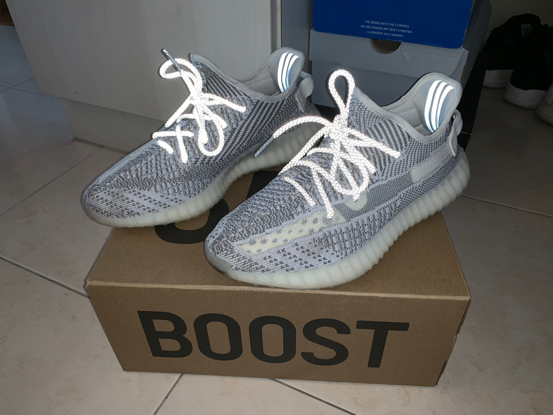 YEEZY 350V2 STATIC ph n quang day v Kho giy