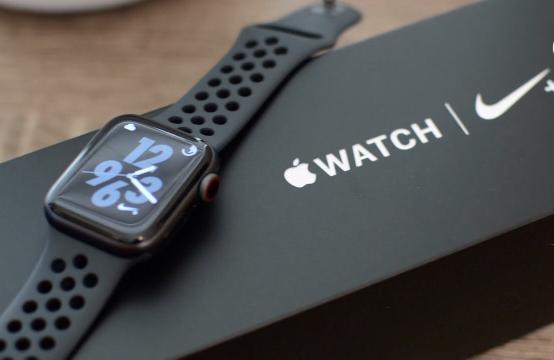 apple watch nike  series 4 44mm