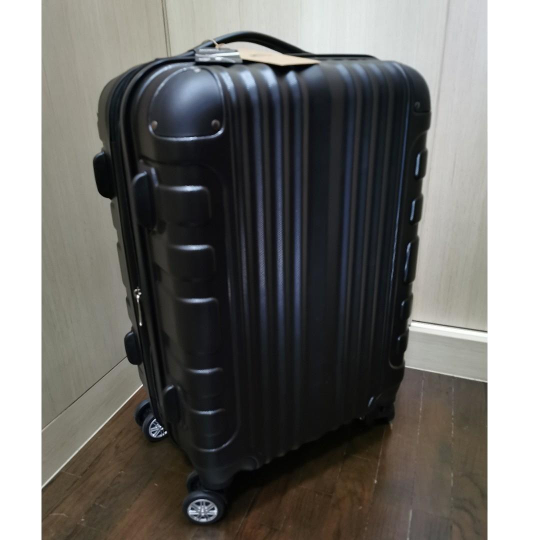 BN Slazenger 20 inches cabin luggage black Hobbies Toys