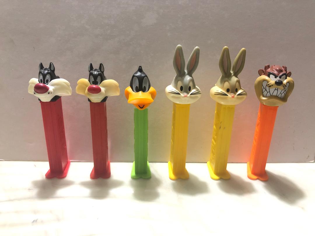 Brand New Warner Bros Bugs Bunny New Pez Dispenser Collectible On - roblox images id bugs bunny