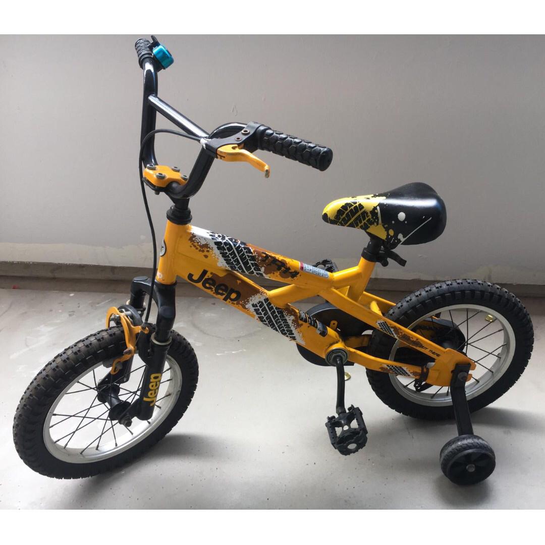 Jeep bike with training 2025 wheels