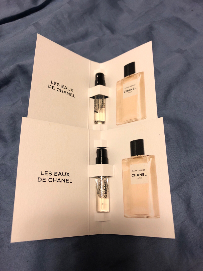 CHANEL 14 st so called factices and 2 perfume samples  Bukowskis