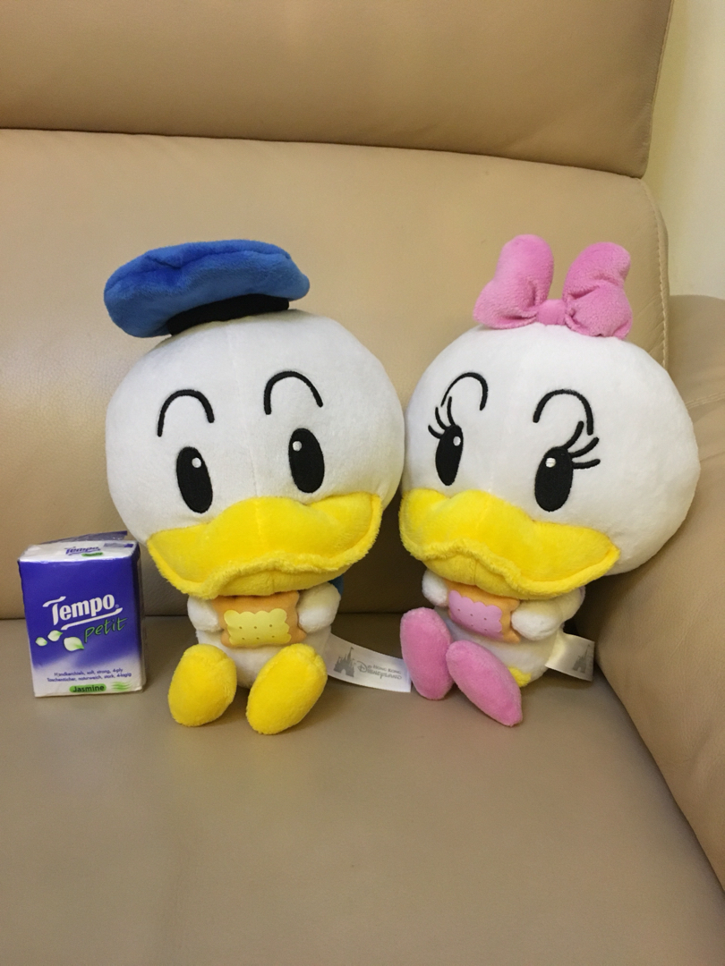 daisy duck soft toy