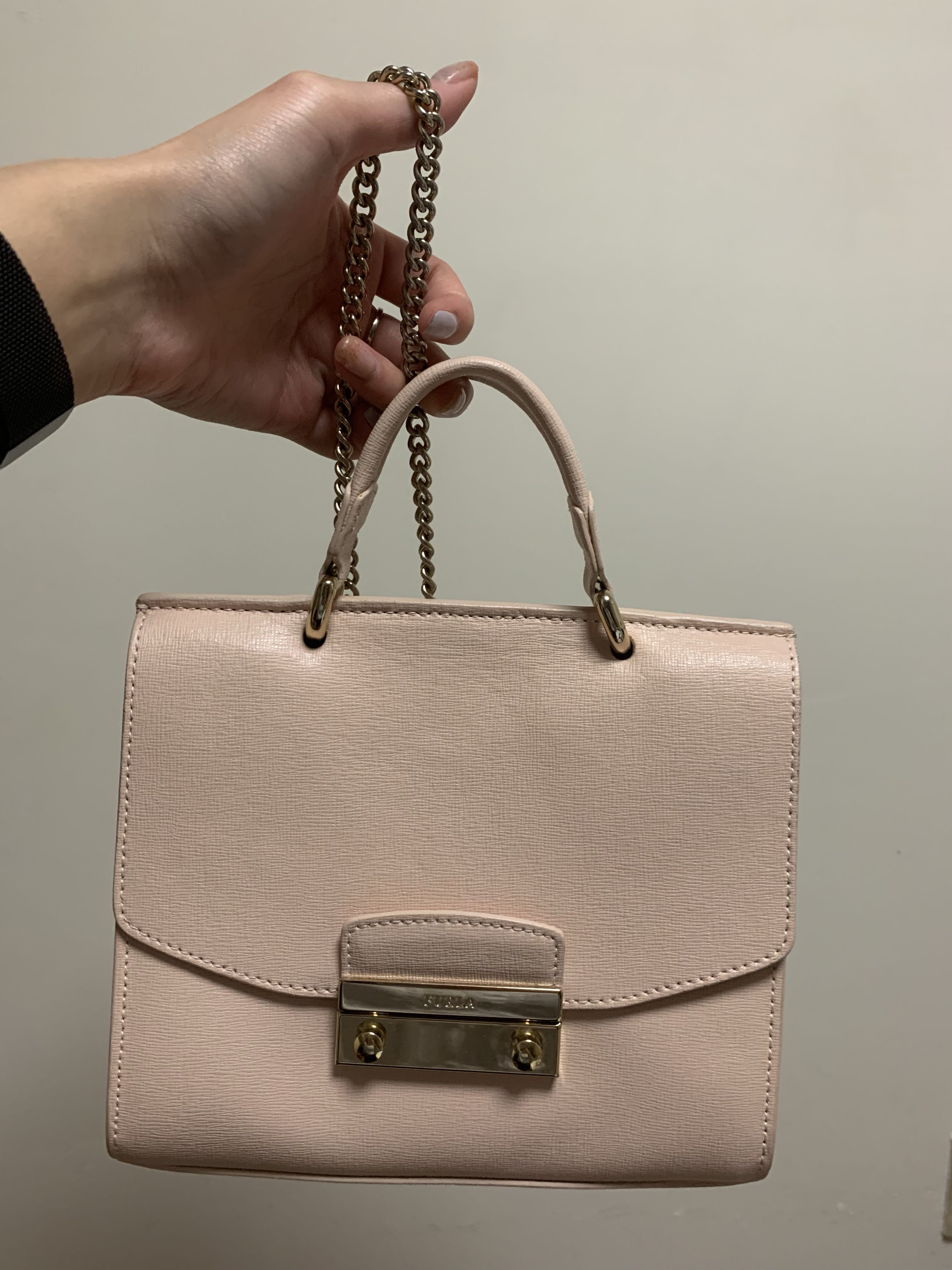 Furla julia top handle Clearance