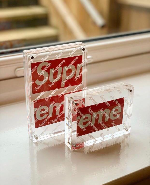 Supreme Acrylic Photo Frame