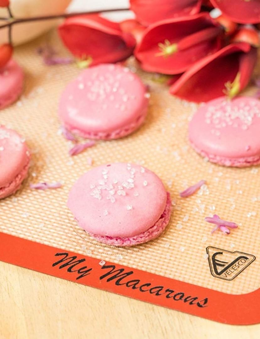 Macarons baking mat, silicone, 40 x 30 cm - de Buyer