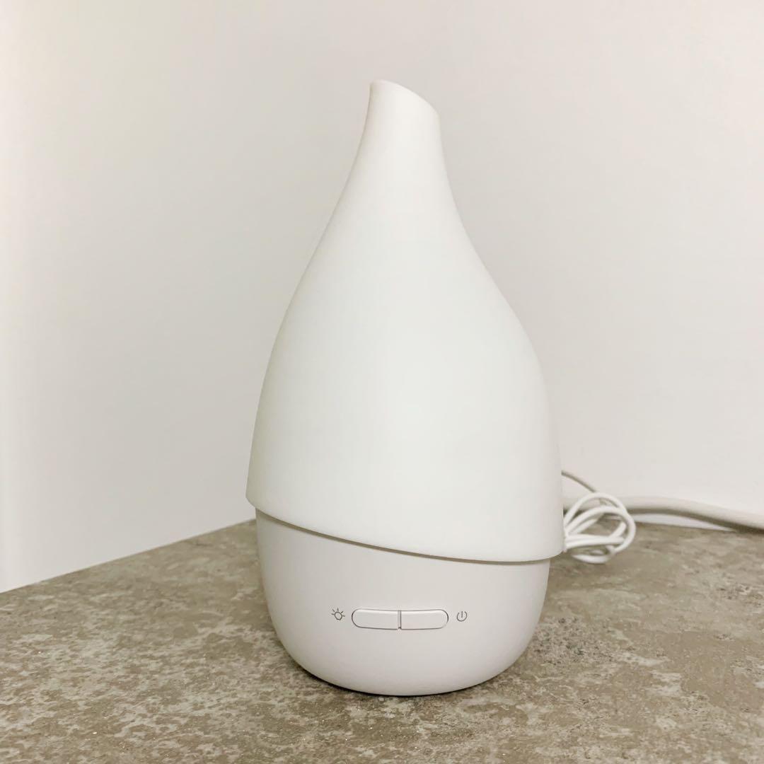 Miniso Essential Oil Aroma Diffuser & Air Humidifier, Home Miniso Essential Oil Aroma Diffuser & Air Humidifier, Home