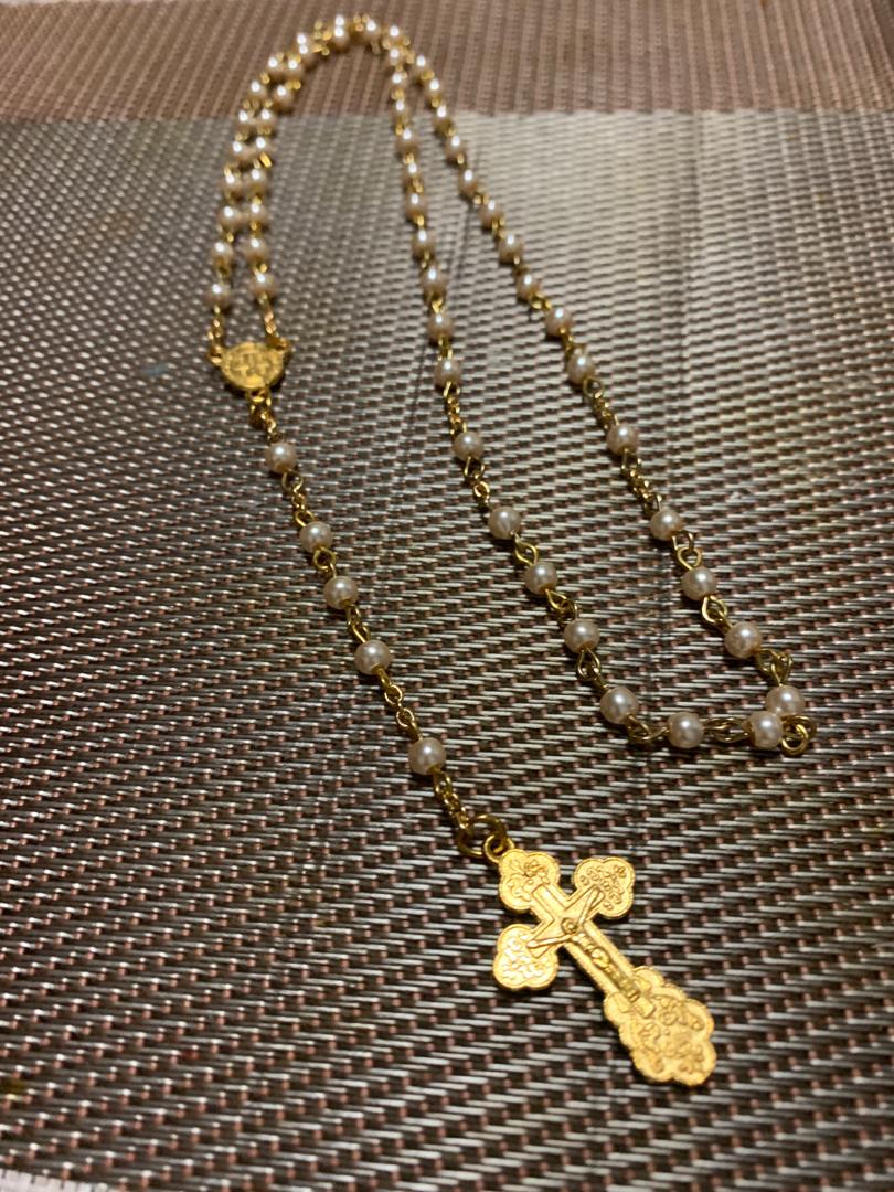 Necklace rosary st benedict (Category: Necklaces) located in Singapore. Submitted by joshua2012 (Listing ID 232515524, Image 2). Description: .