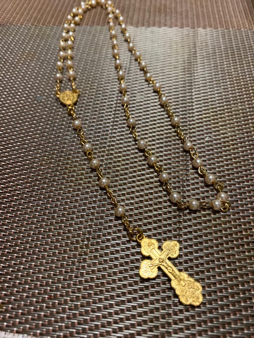 Necklace rosary st benedict (Category: Necklaces) located in Singapore. Submitted by joshua2012 (Listing ID 232515524, Image 1). Description: .