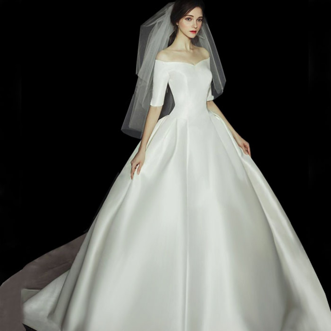 long sleeve minimalist wedding dress