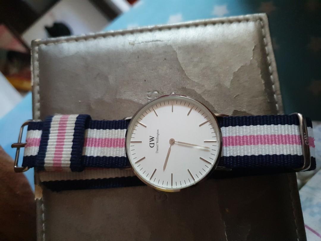 Daniel wellington classic Winchester Mobile Phones Gadgets