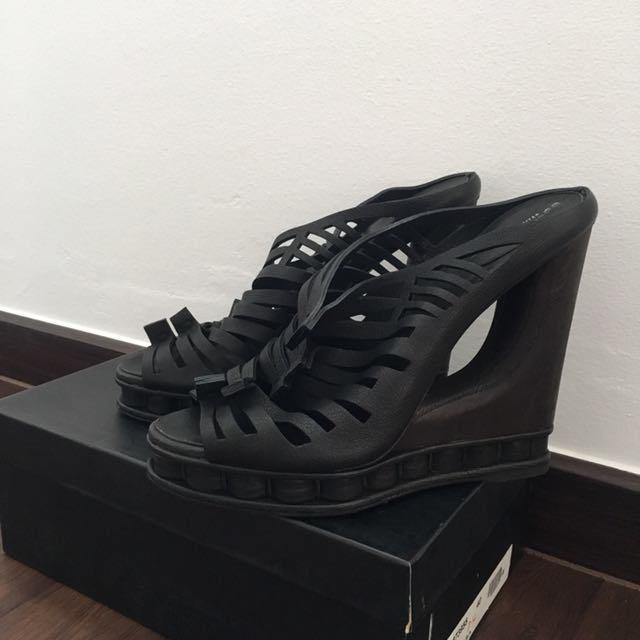 Donna karan wedges top