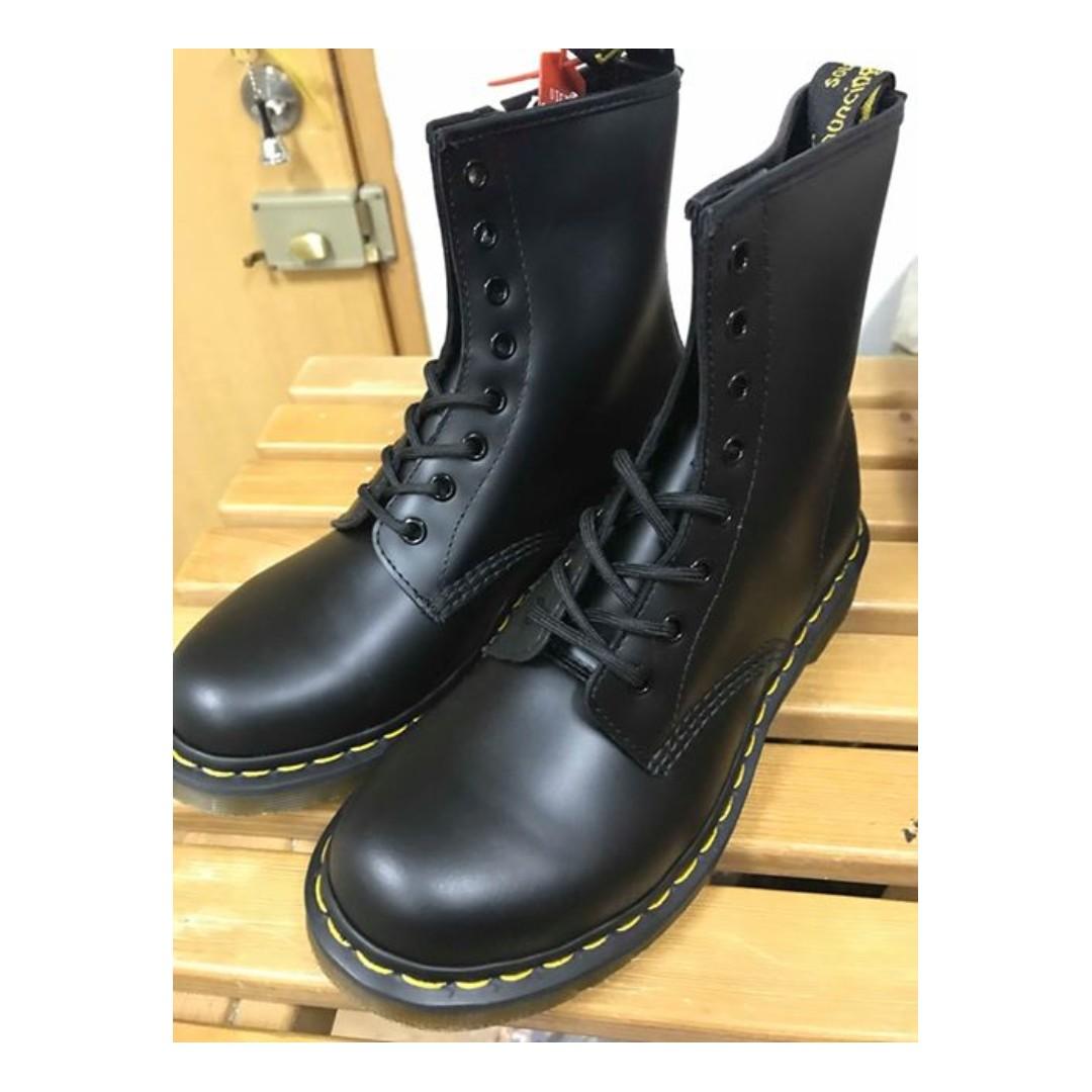 women's 1460 smooth