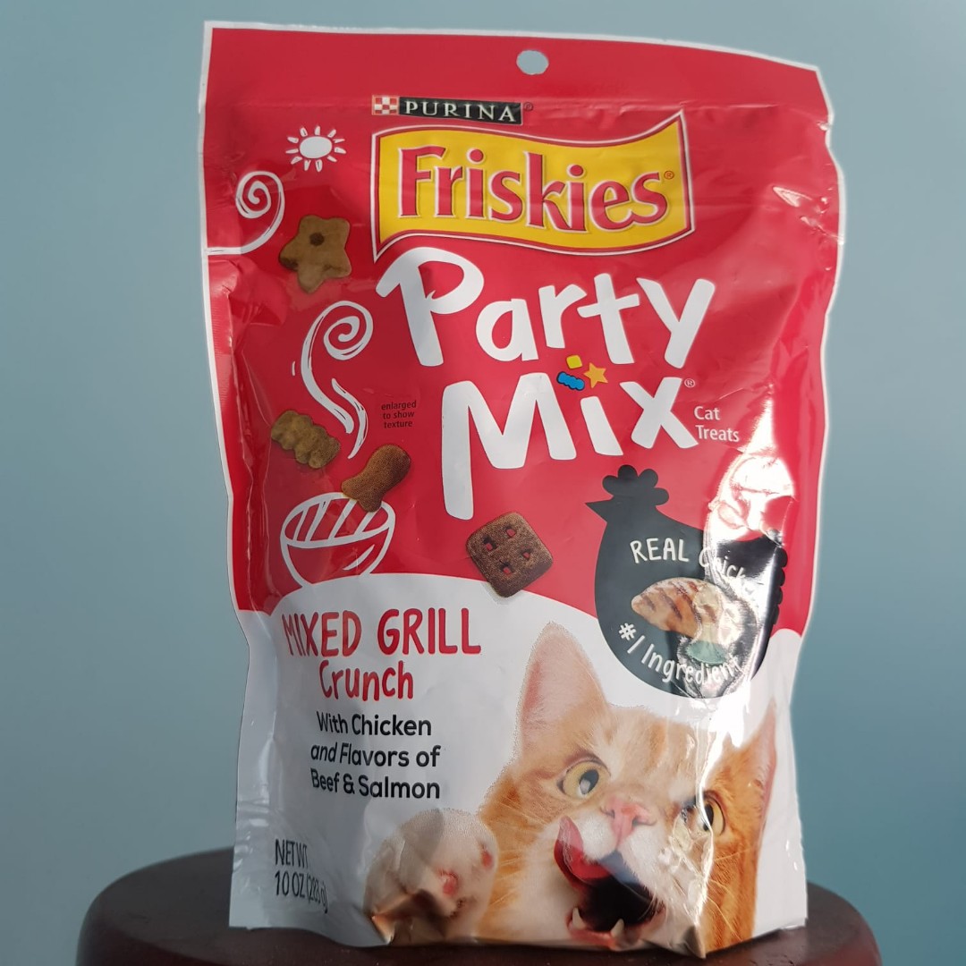 Friskies Party Mix 10oz Mixed Grill Crunch, Pet Supplies, Pet Food on