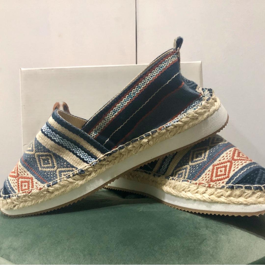 hush puppies espadrilles
