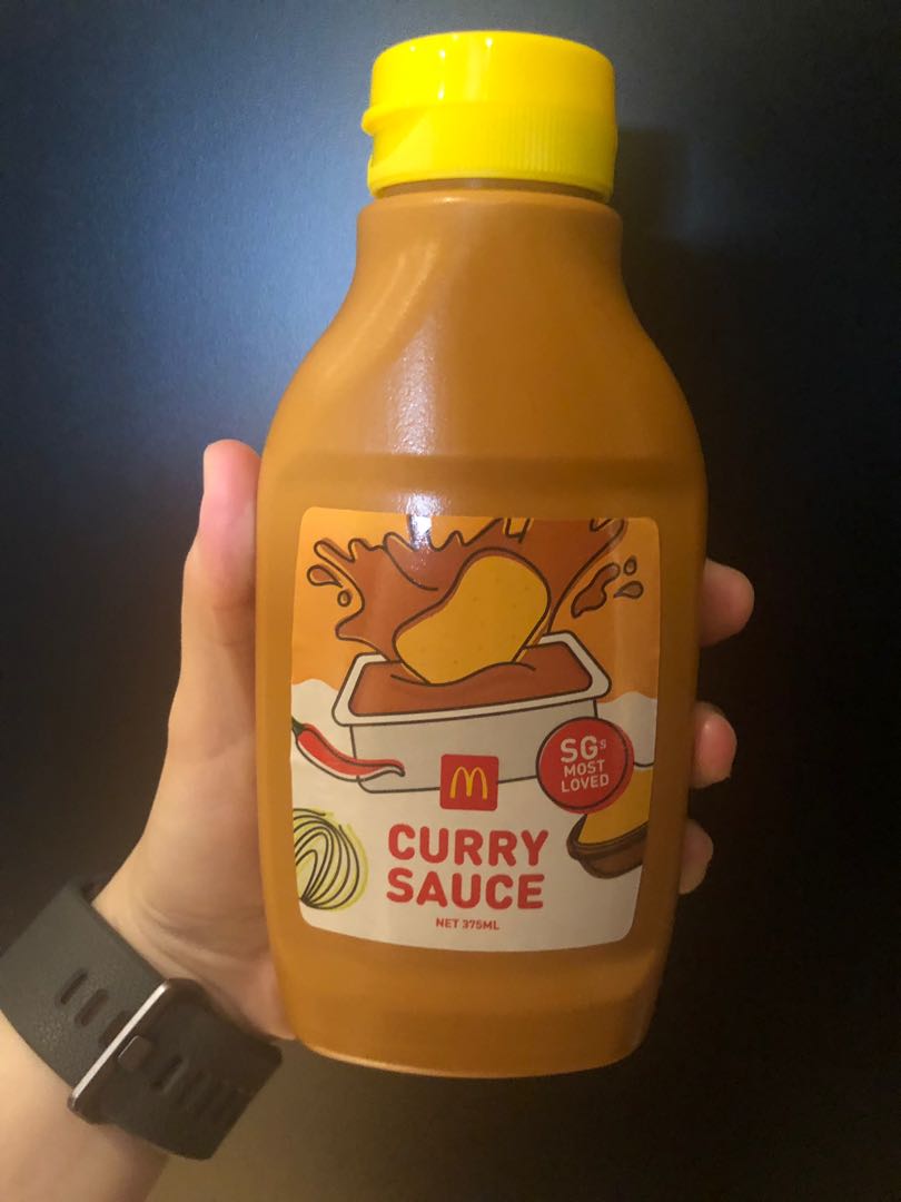 Mcdonalds curry sauce bottle (macs), Food & Drinks, Spice & Seasoning