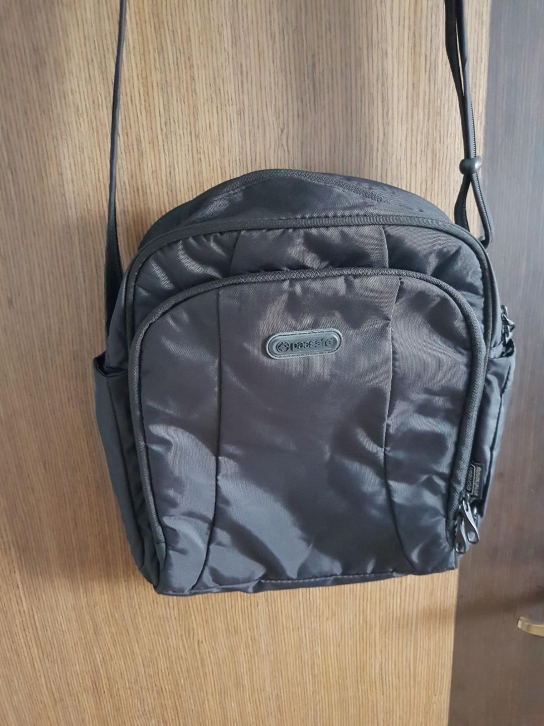 Pacsafe metrosafe top 250