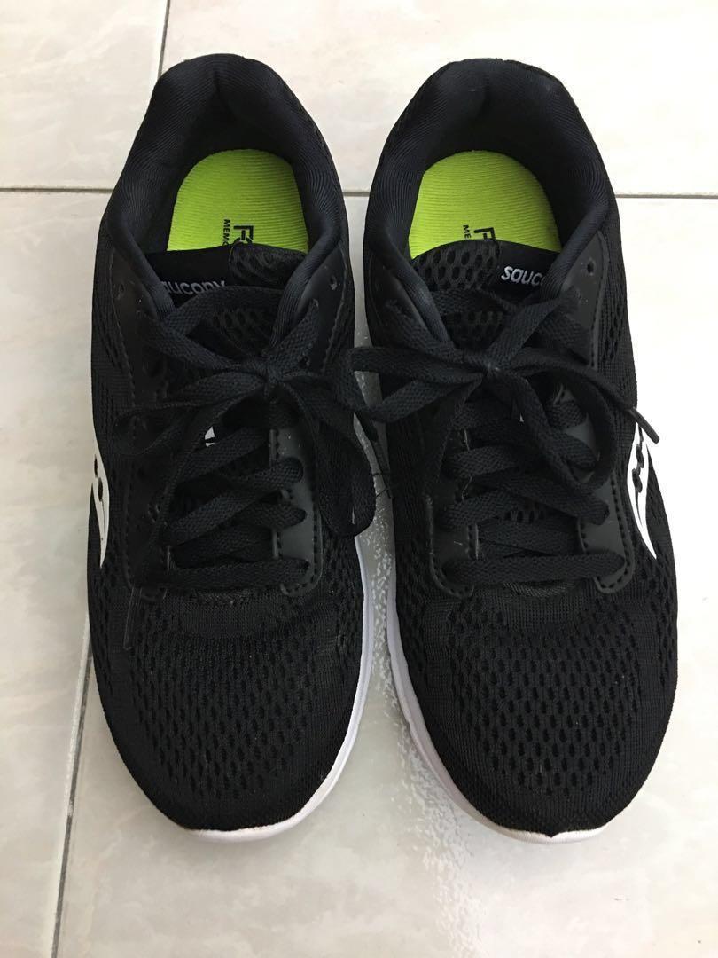 saucony ladies sneakers