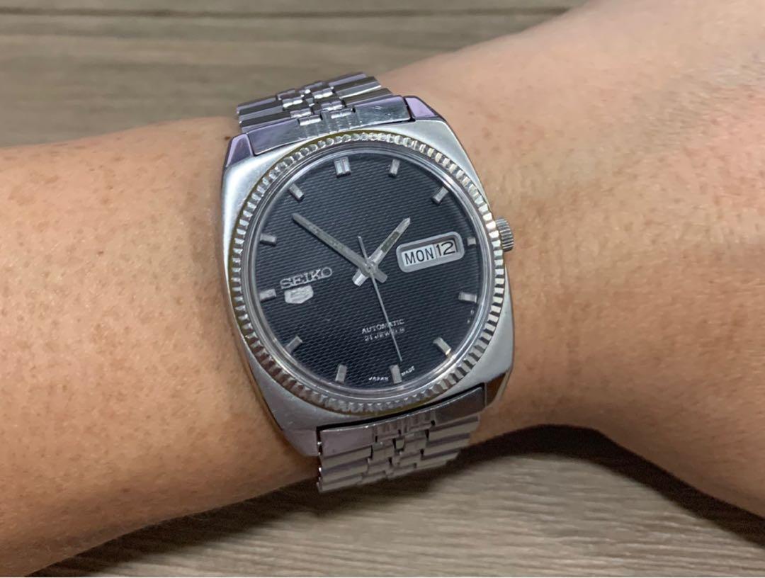 Seiko Automatic Vintage Fluted Bezel, Luxury, Watches on Carousell