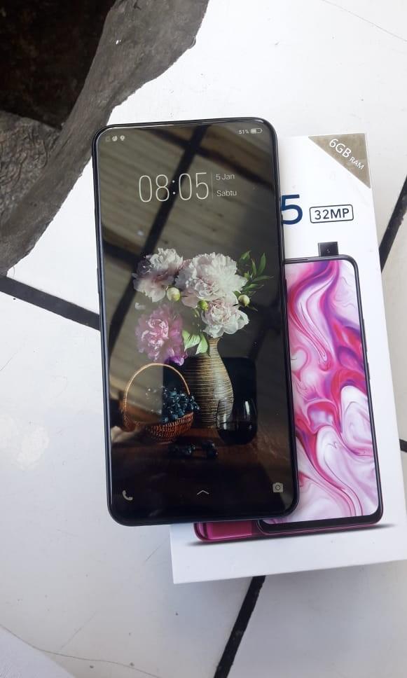 Vivo V15 6 64gb Second Garansi Panjang Telepon Seluler Tablet Ponsel Android Lainnya Di Carousell