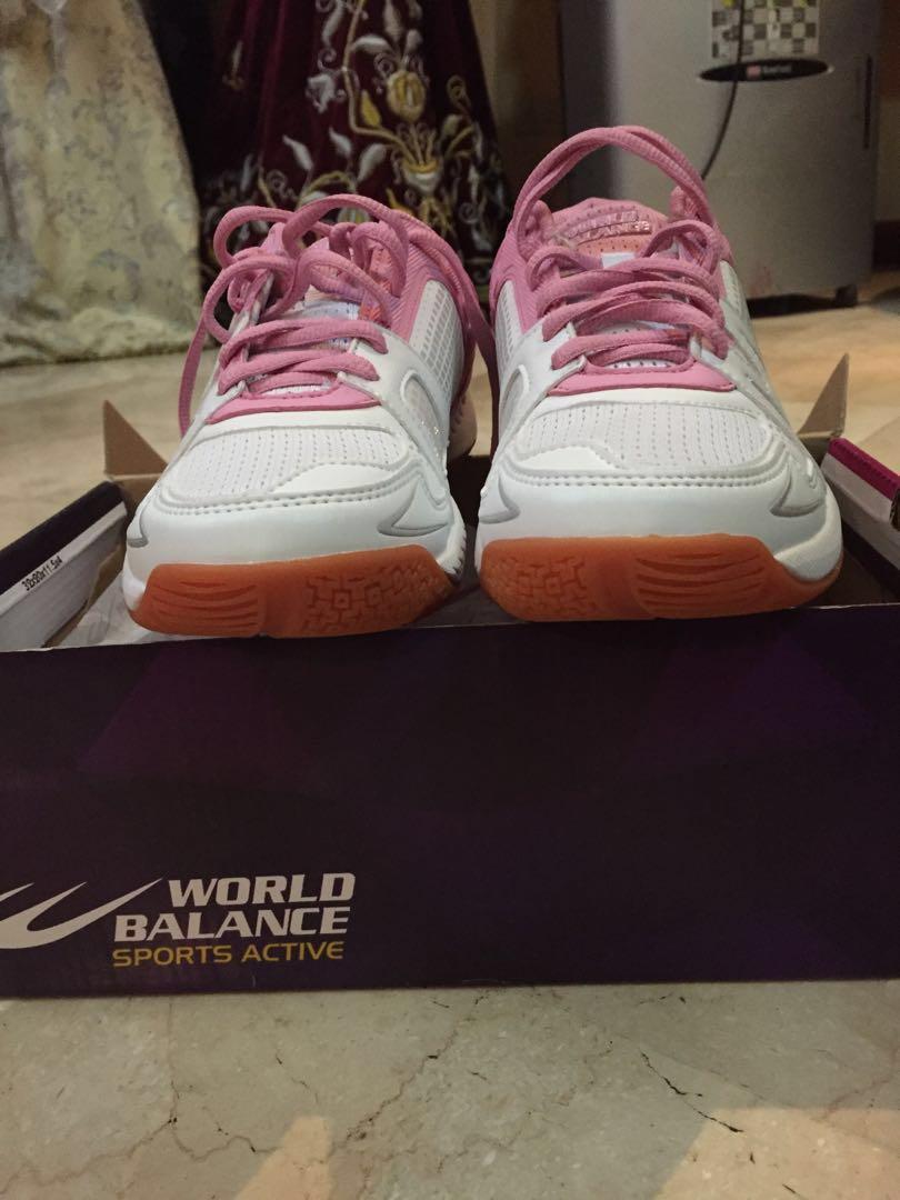 World balance hotsell gum sole