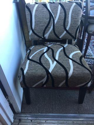 Single chair