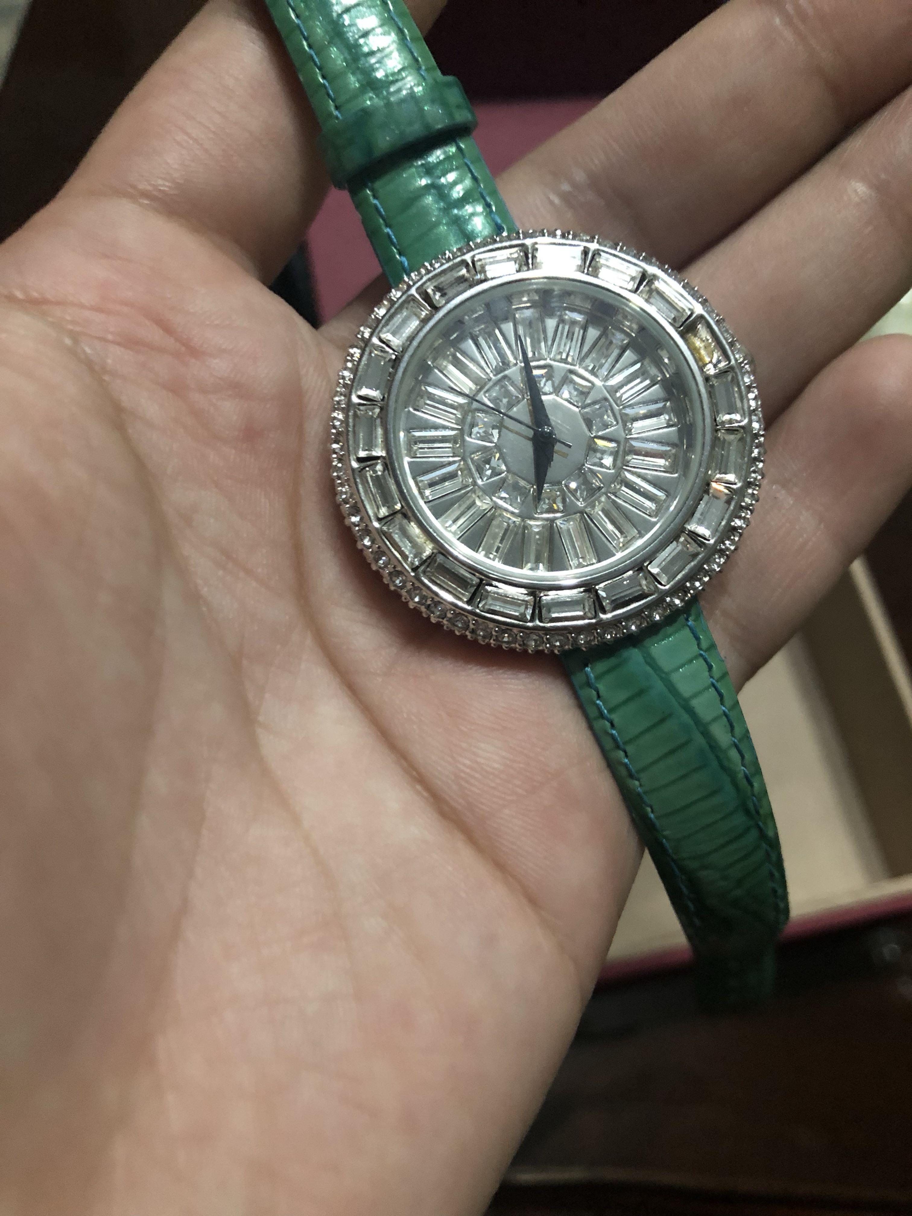 Alfredulla 2025 swarovski watch