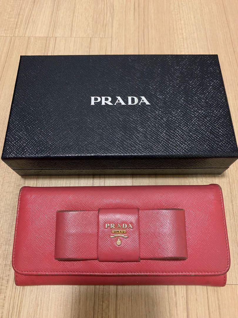 Authentic Prada Saffiano Leather Bow Wallet [with box], Women's Fashion,  Bags & Wallets, Purses & Pouches on Carousell