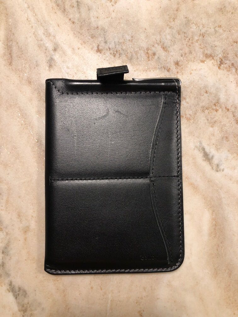 Bellroy passport holder, Men's Fashion, Watches & Accessories, Wallets