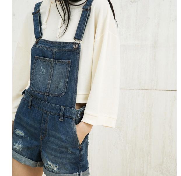 Bershka Denim Jumper Shorts (Category: Jumpsuits) located in Manila. Submitted by mystuff4less (Listing ID 232721522, Image 3). Description: Authentic Brandnew without tags Bershka Denim Jumper Shorts Size: Medium Distressed The item is in excellent condition.