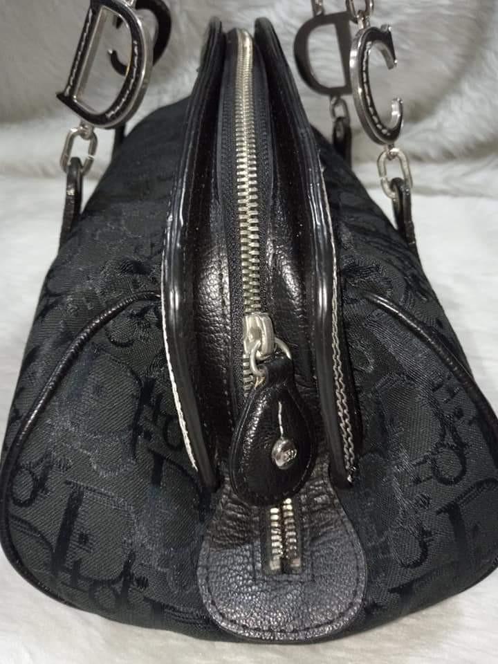 Christian Dior.. w/code, Ykk zipper, canvas embroidered flower frame