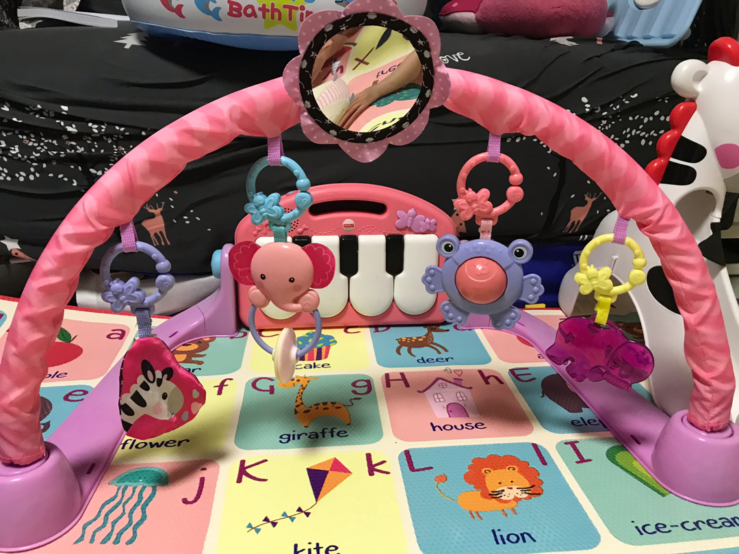 pink piano play mat