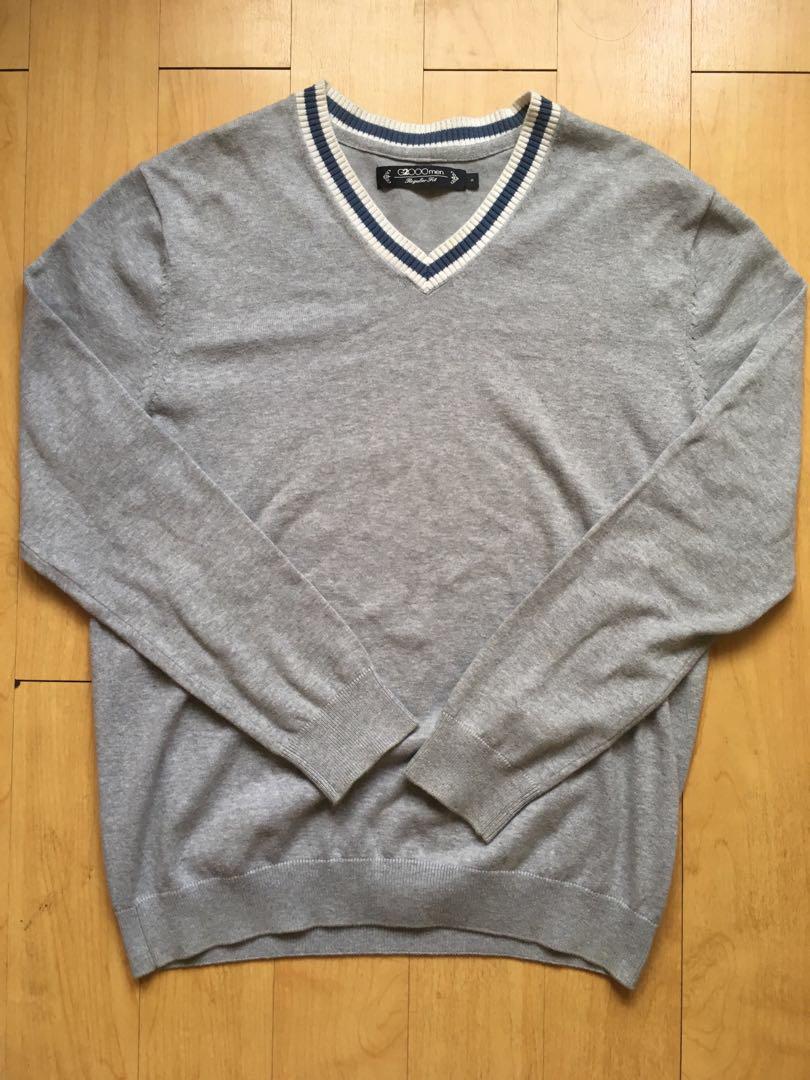 G2000 Silver Pullover (Category: Coats, Jackets and Outerwear) located in Quezon City. Submitted by raymoncris (Listing ID 231042786, Image 1). Description: 9/10 Condition Rarely Used Size: S (fits Medium) G2000 Original 1800 Meet up: Gilmore, Lrt line 2 Stations Pwede shipping or grab padala (buyers expense).