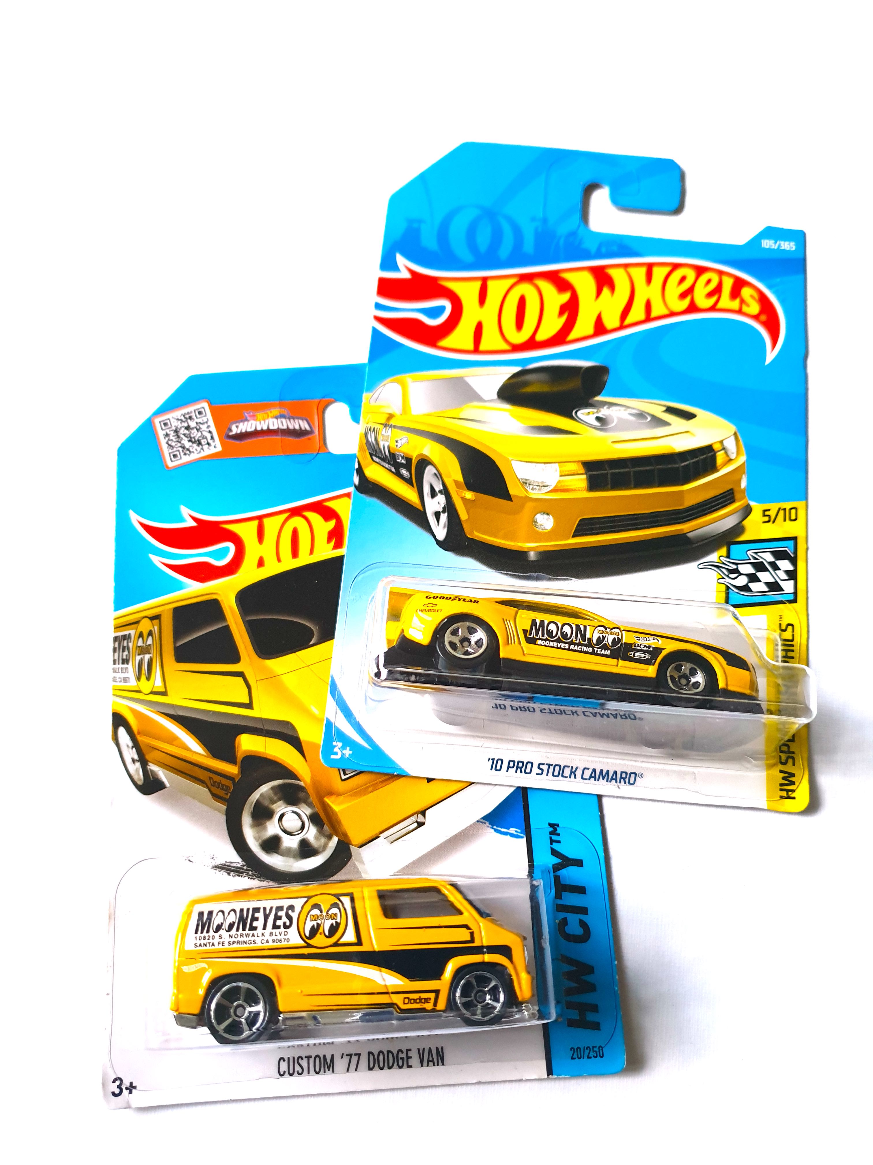 Hot Wheels Mooneyes Dodge Van And Camaro Toys Games Bricks