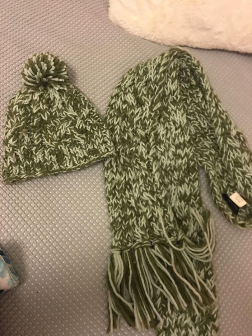 Karen walker scarf deals