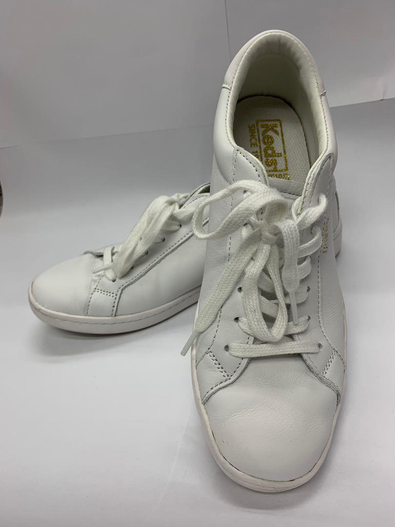 stores that carry keds