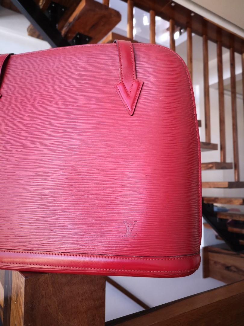 vuitton epi leather lussac bag