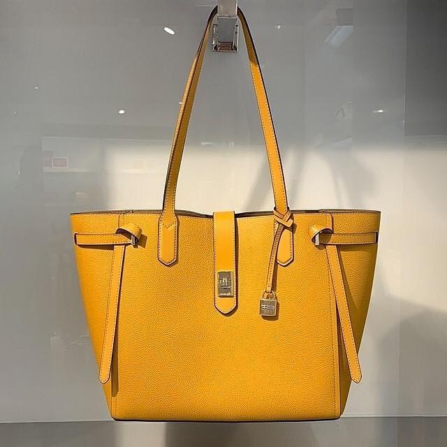 Michael kors store cassie large tote