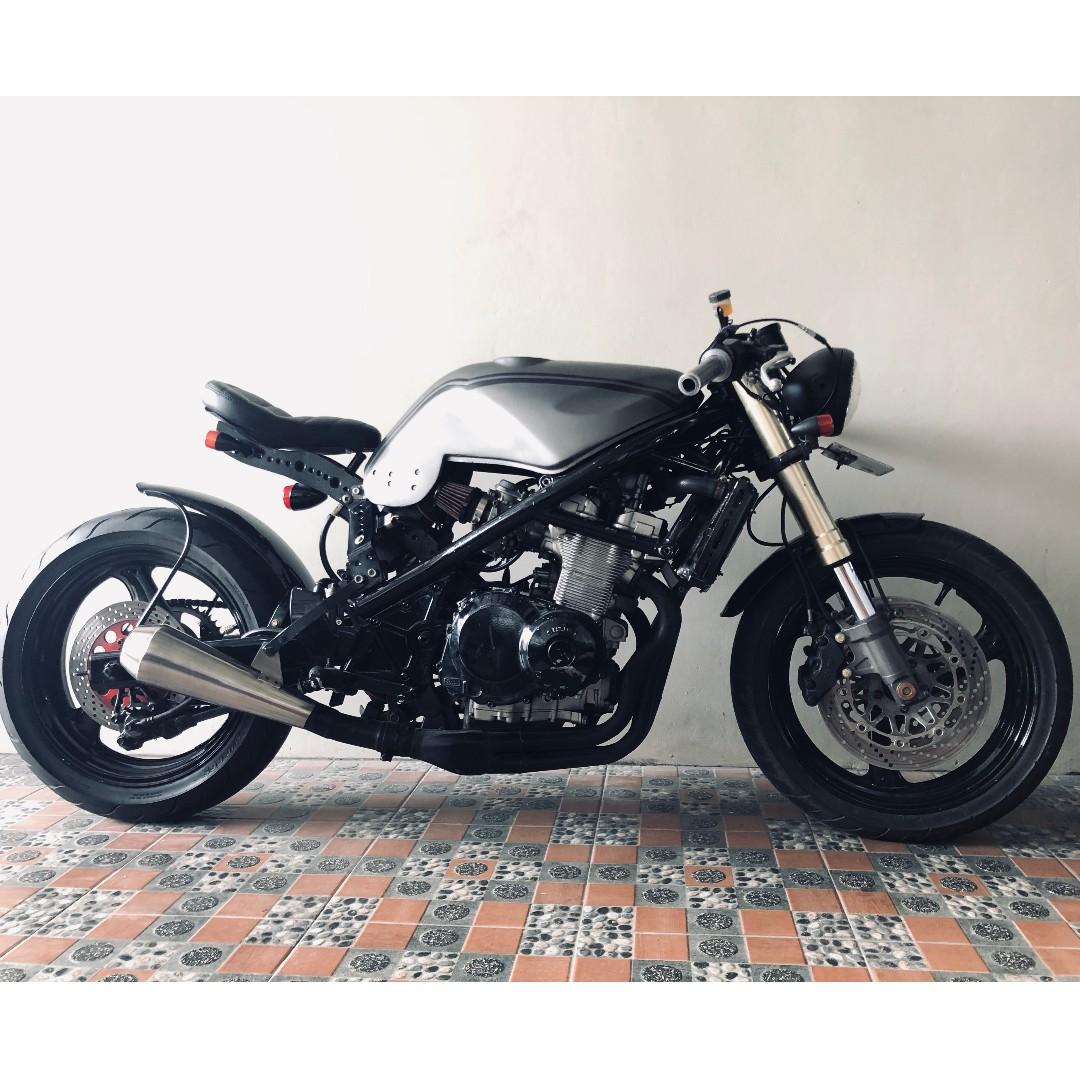 Suzuki bandit on sale 400 custom