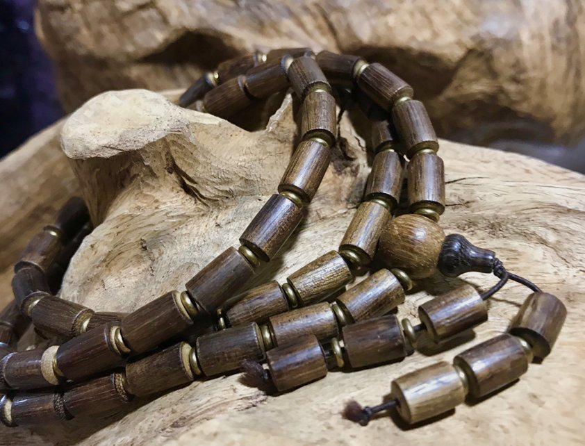 Agarwood necklace hotsell