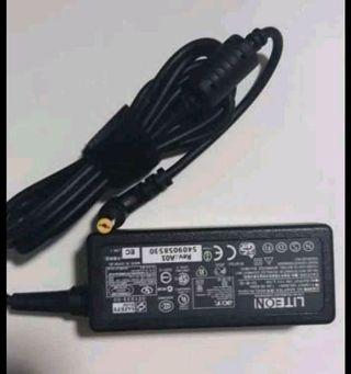 Laptop charger acer 19V-2.15 yellow pin