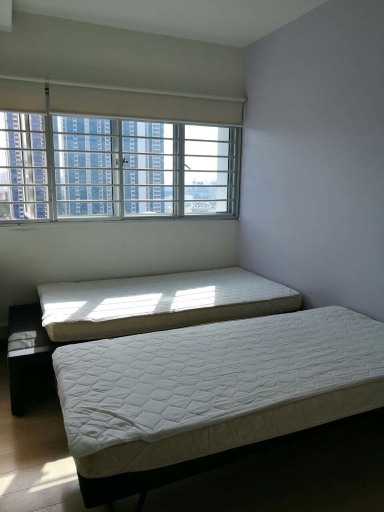 (Category: ) located in . Submitted by joyce021 (Listing ID 232907885, Image 1). Description: .