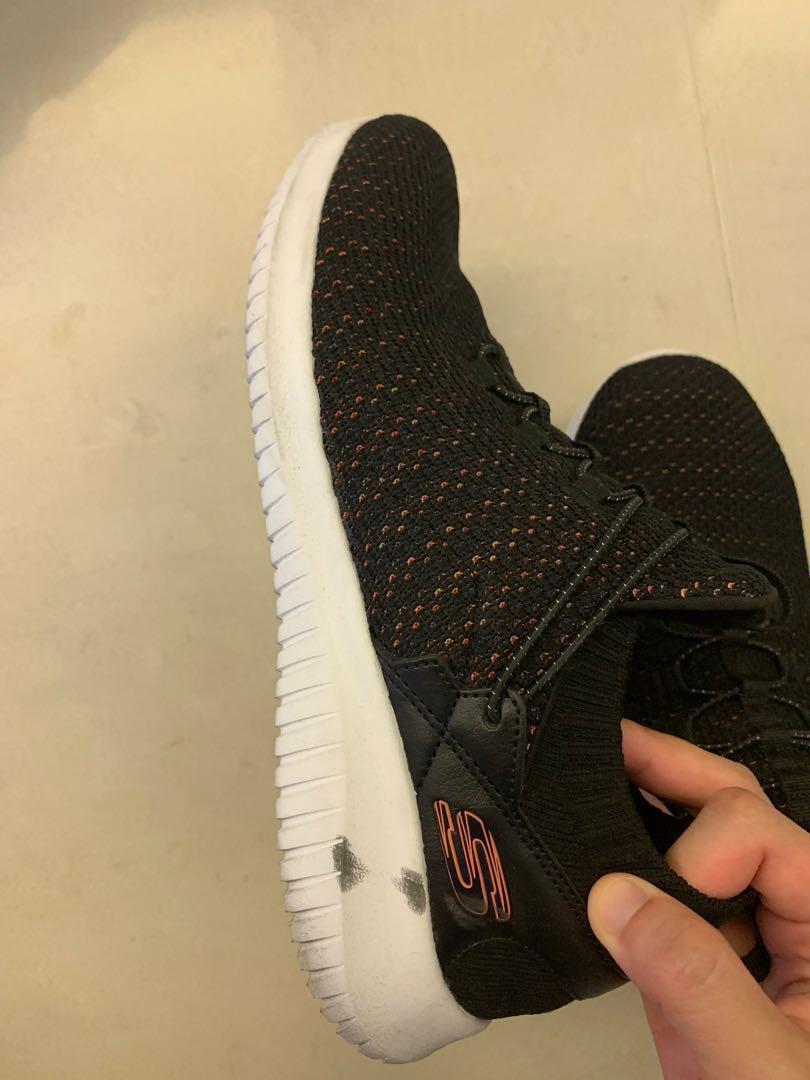 skechers 38